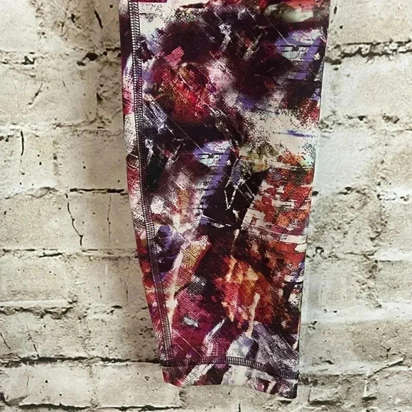 Lululemon Women's Size 6 Wunder Under Train High-Rise Tight Urbantricity Multi - Picture 6 of 10